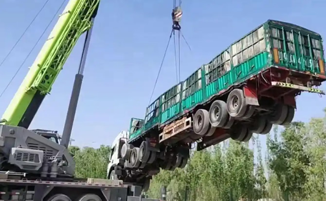 大柴旦行政委员会道路脱困救援案例
